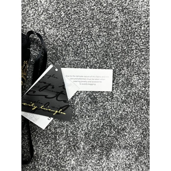 City Triangle Top‎ Womens 5 Mesh Embroidered Sleeveless Crop Top Black &Gold NWT - Picture 4 of 11